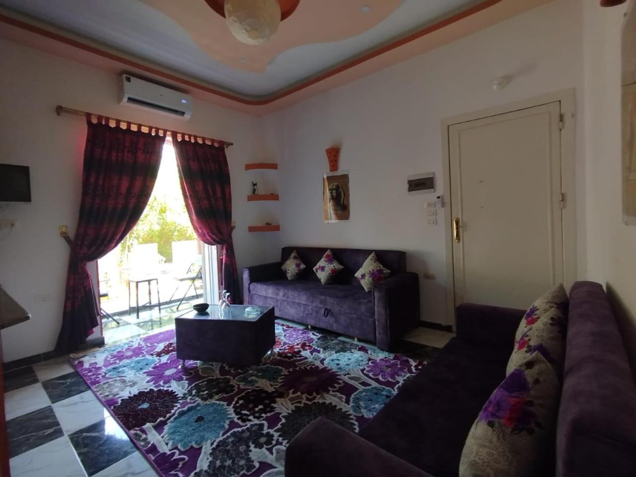Star Apartment *